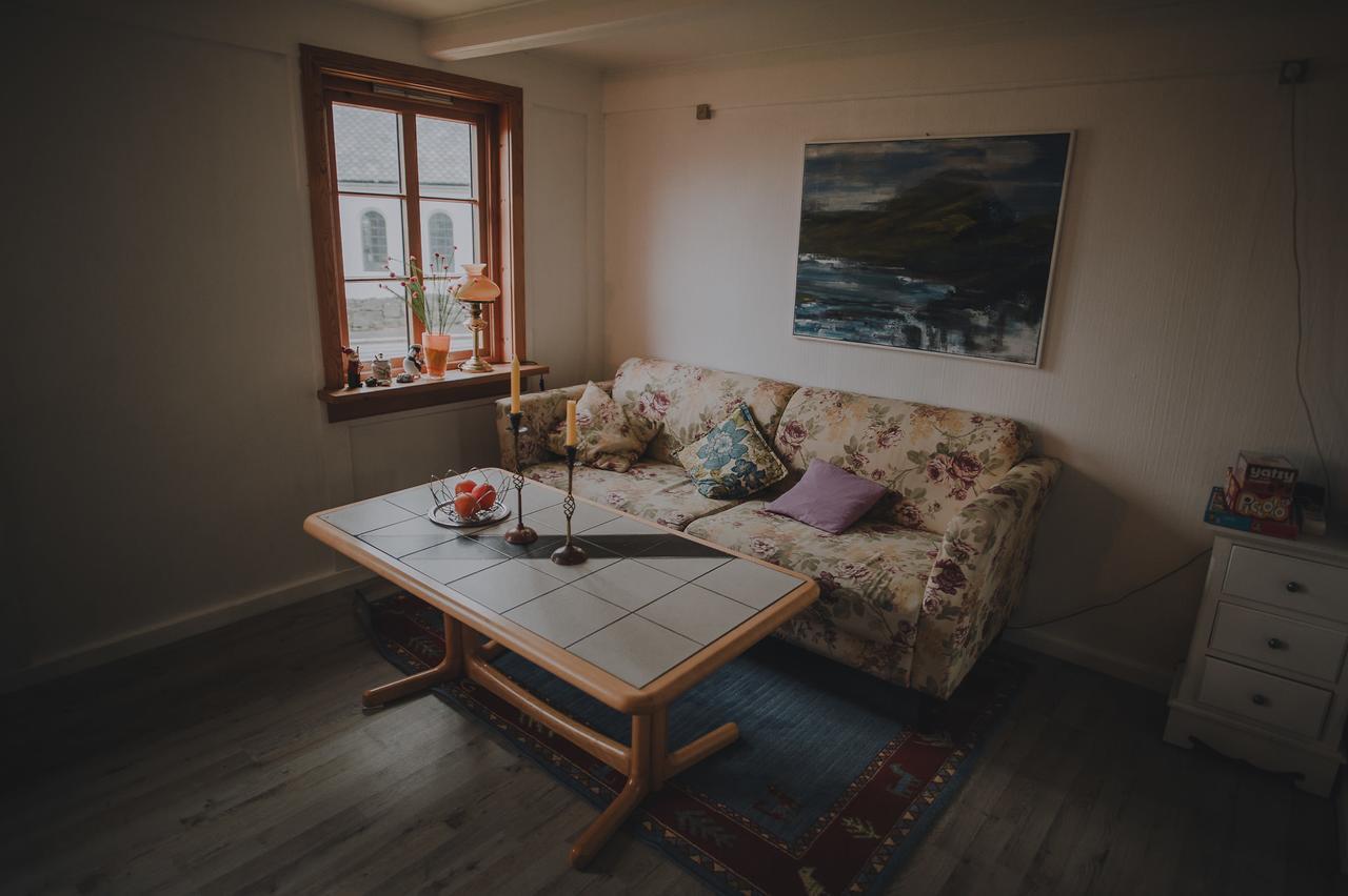 Turf House Cottage - Near Airport Mithvagur 외부 사진